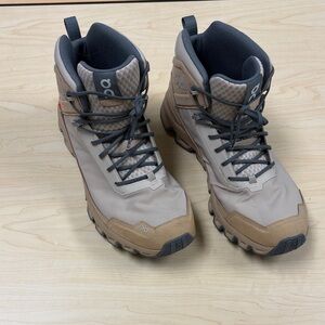 On Running Men's Hiking Boots - Sand/Rock color  - tried on, never worn